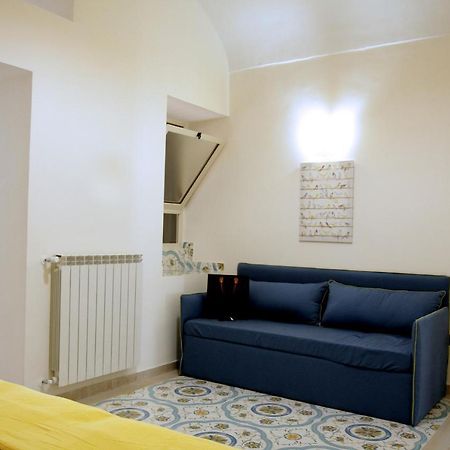 Giulia'S House Apartments Sant'Antonio Abate Eksteriør billede