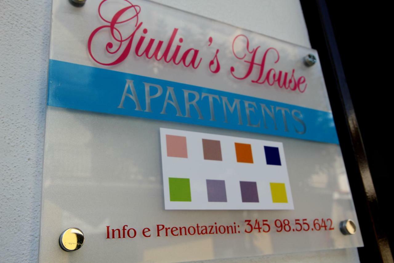 Giulia'S House Apartments Sant'Antonio Abate Eksteriør billede